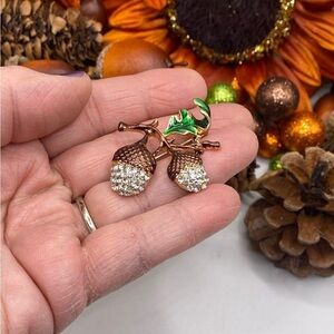 Sparkling Christmas Winter Pinecone Brooch Brown with Sparkling Snow Crystals